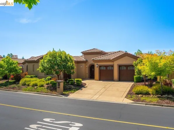 23 Stonebrae Rd, Hayward, CA 94542