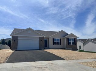 2325 Truman Trl, McHenry, IL 60051