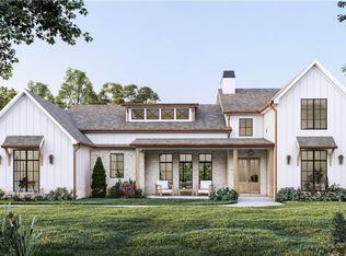 273 Hickory Hills Dr, Jefferson, GA 30549