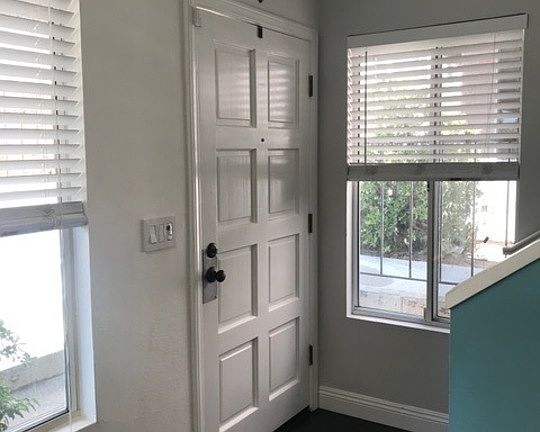 2nd image of 10249 Tujunga Canyon Blvd Unit 8