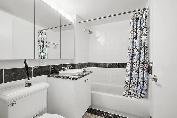 Rented by Compass | media 4