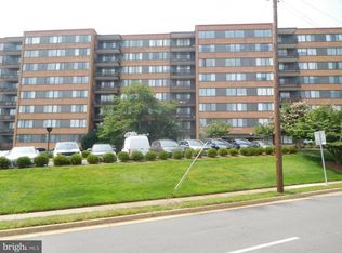 4390 Lorcom Ln, Arlington, VA 22207