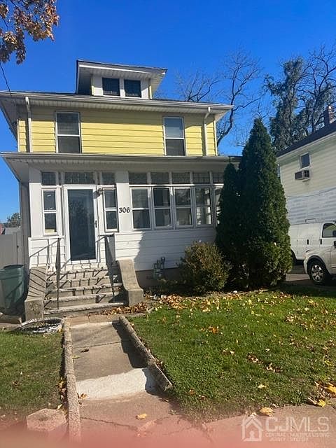 1st image of 306 Brookfield Pl