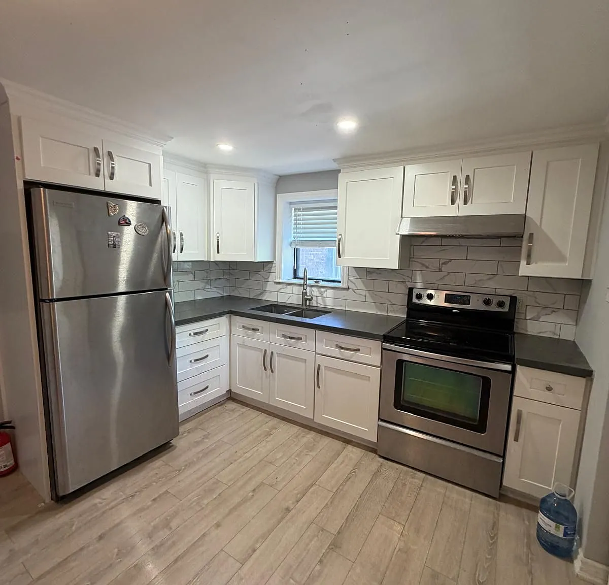 2 bed, $2,400 — Photo 3