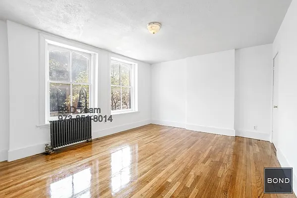 Rented by Bond New York | media 1