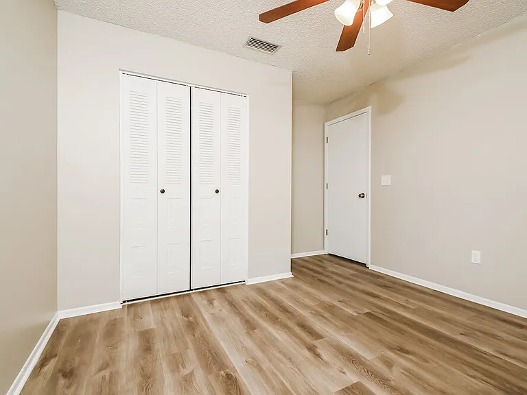 1336 Mohrlake Dr — Photo 14