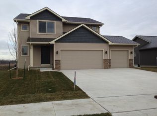 55 NE Badger Ln, Waukee, IA 50263