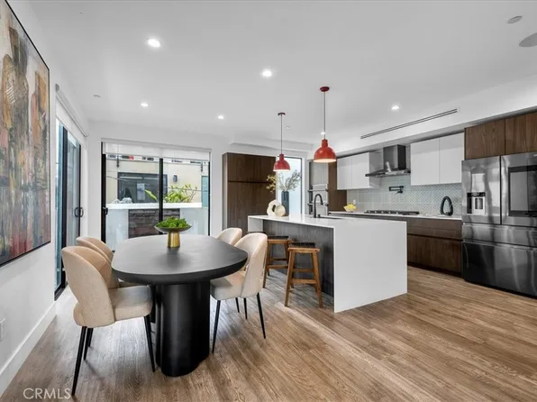 1304 N Mansfield Ave, Los Angeles, CA 90028