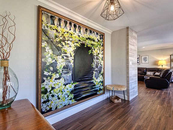 3rd image of 1725 Alta Vista Way