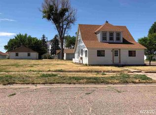 501 4th St, Chappell, NE 69129