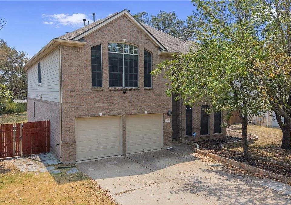 11217 Jockey Bluff Dr