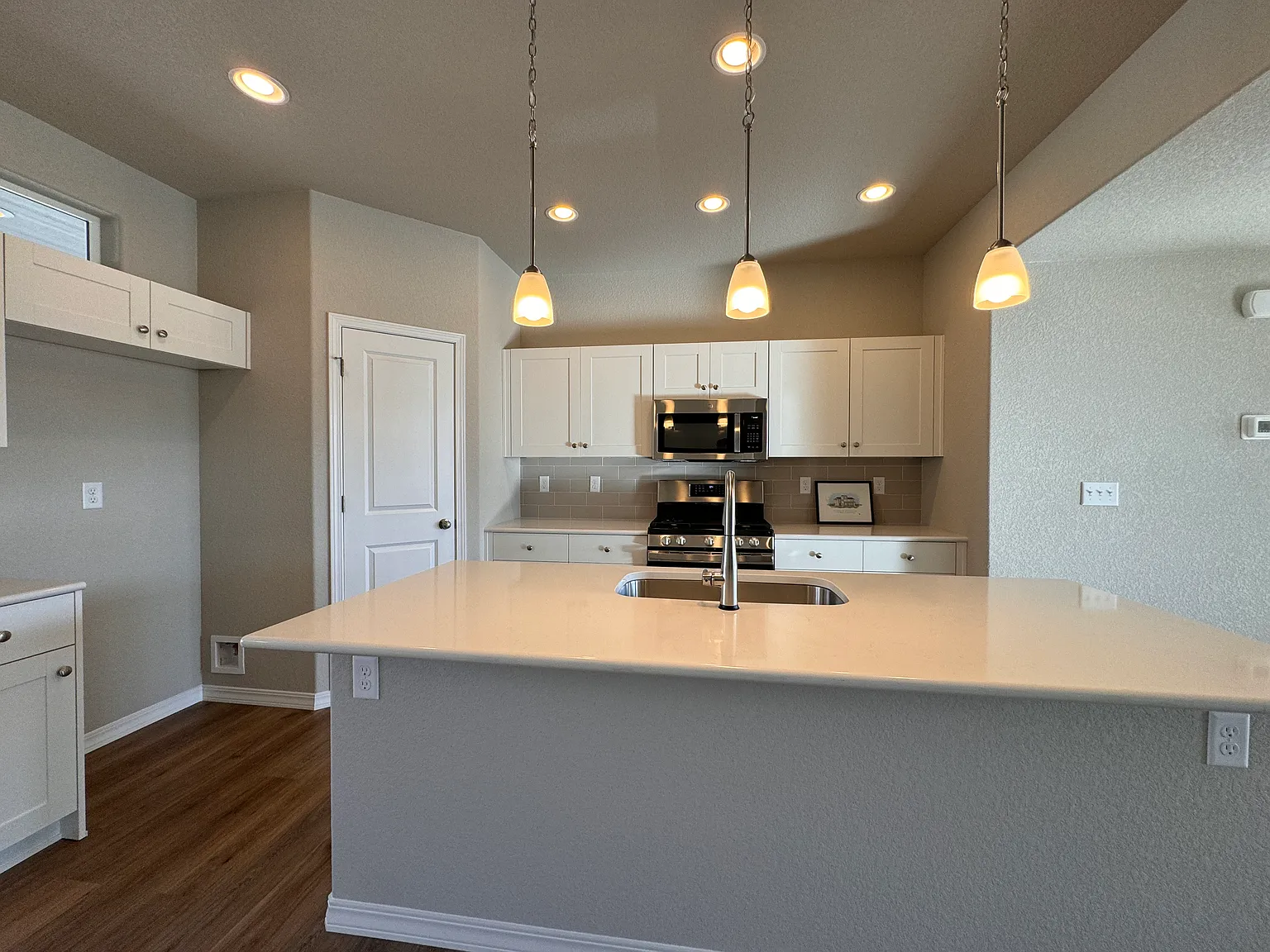 7738 Bone Creek Point — Photo 4