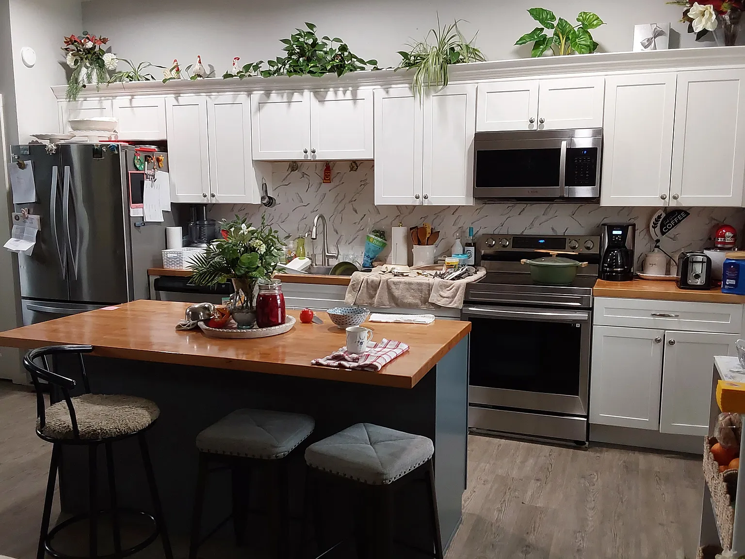 3 bed, 2200 sqft, $2,485 — Photo 4