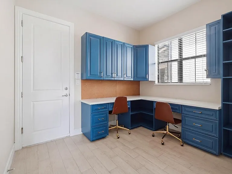 11415 Watercrest Cir E — Photo 20