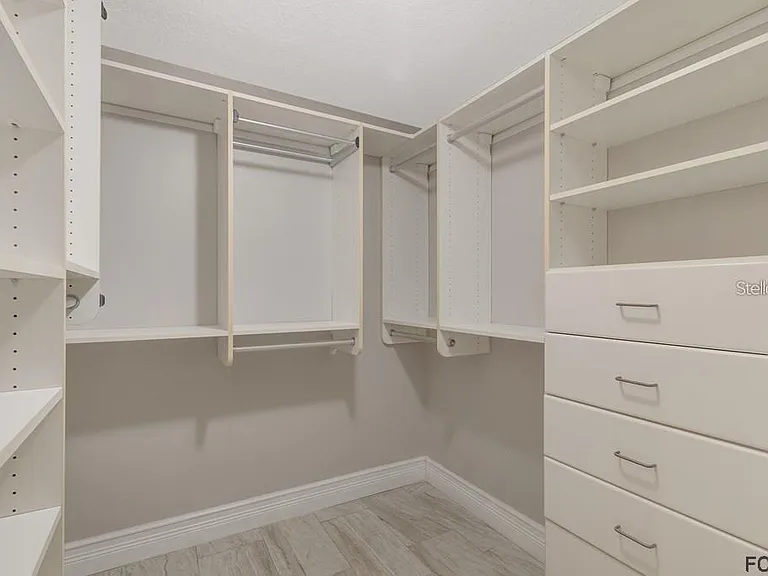 7 Shinnecock Ct — Photo 25