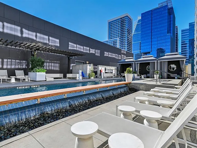 210 Lavaca St #2608 — Photo 30