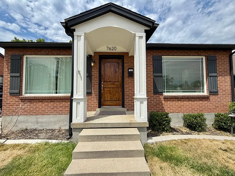 7620 S Jefferson St — Photo 16