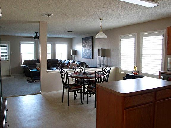 3rd image of 2918 Marquis Ln