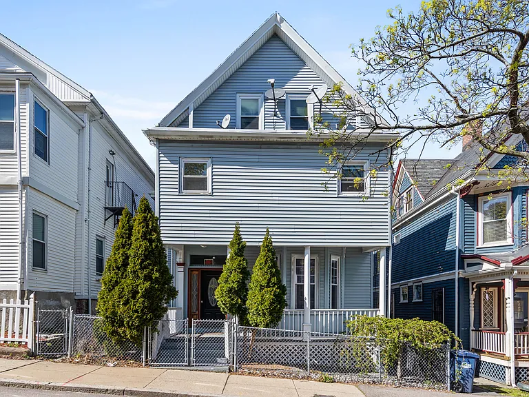 18 Gaston St #2 — Photo 17