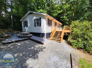 150 Henley Ln, Linville, NC 28646