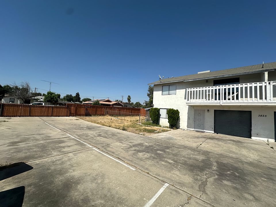 Building Photo 3