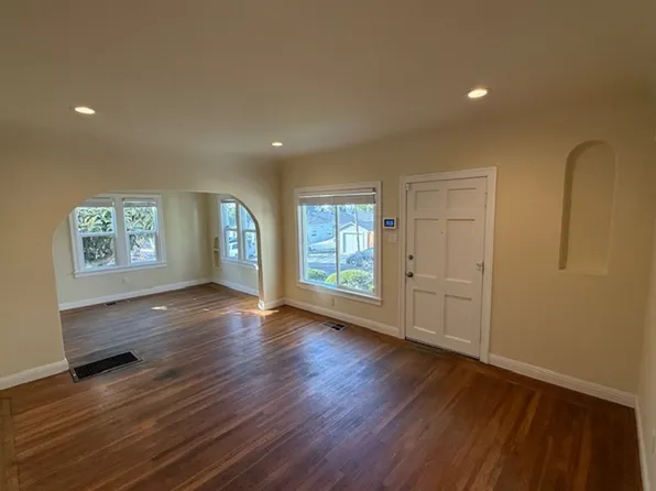 12 Cedar St, Vallejo, CA 94591