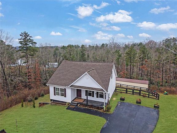 3rd image of 334 Silas Rd