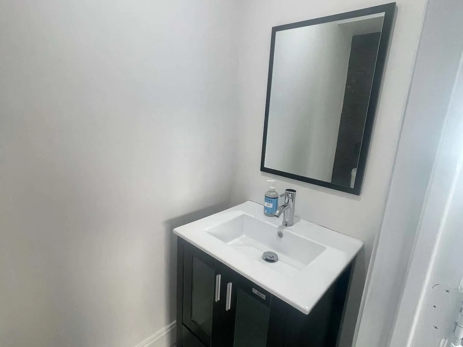 3 bed, 1800 sqft, $3,500 — Photo 3