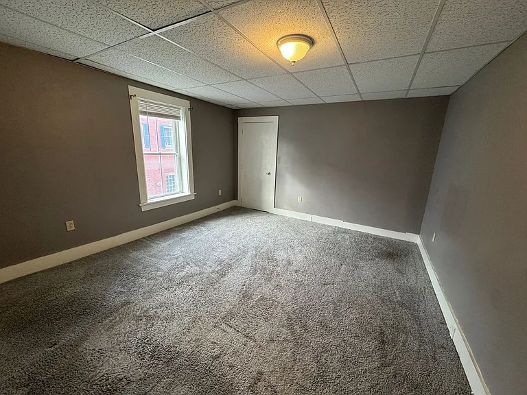11 Park Street — Photo 16