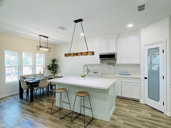 5th image of 530 Balli Cir