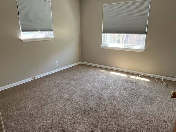 3rd image of 21038 Southbend Cir