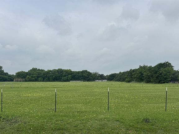 5th image of 2509 Grace Ln