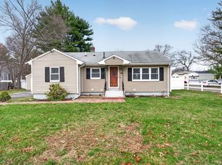 44 Oak St, Billerica, MA 01821