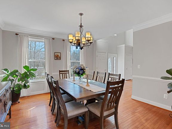 3rd image of 22855 White Swan Way