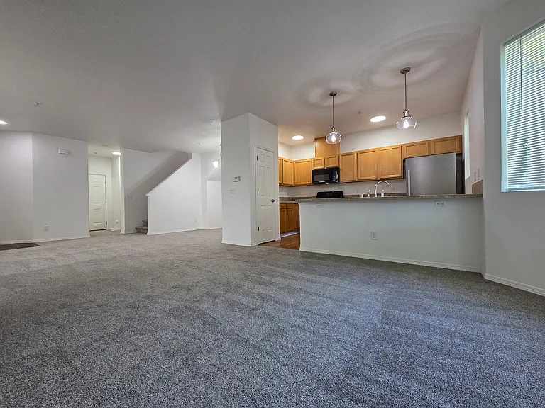 1185 Griggs St — Photo 14