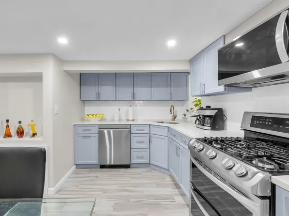 4319 Durham Ave, North Bergen, NJ 07047