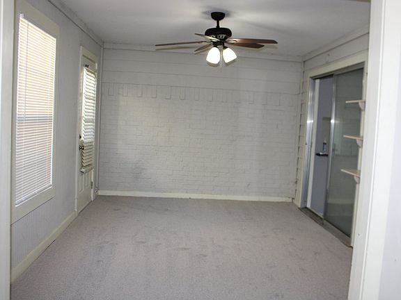 3rd image of 3717 Huckleberry Dr
