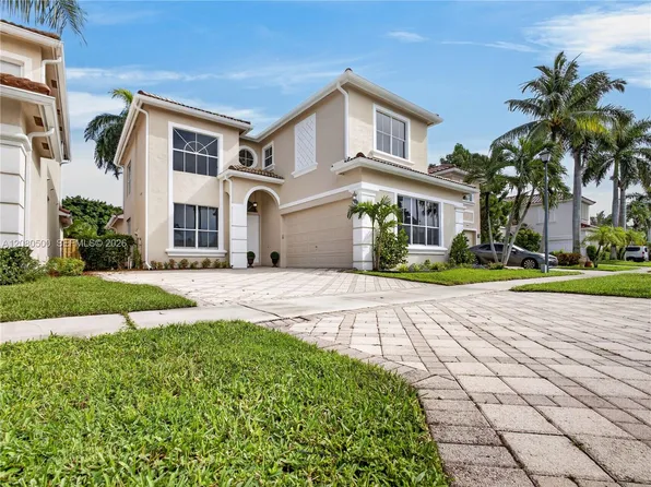 9648 Vineyard Ct, Boca Raton, FL 33428