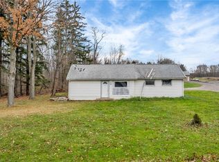 8800 Munson Hill Rd, Ashtabula, OH 44004