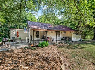 81 Pleasant Grove Ln, Estill Springs, TN 37330