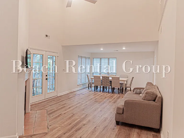 1813 Windmere Way — Photo 5