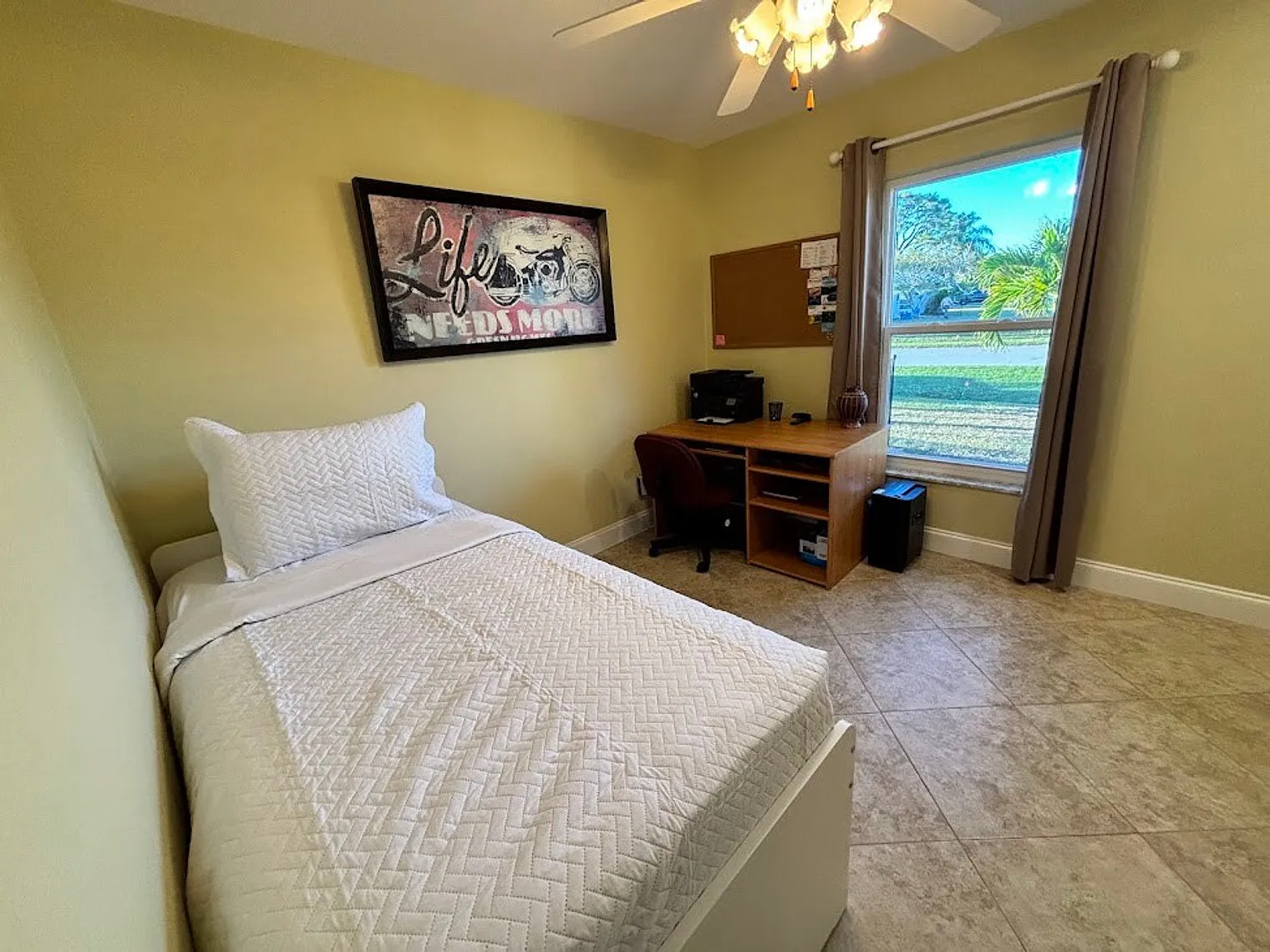 3 bed, 2.0 bath, $3,995 — Photo 4