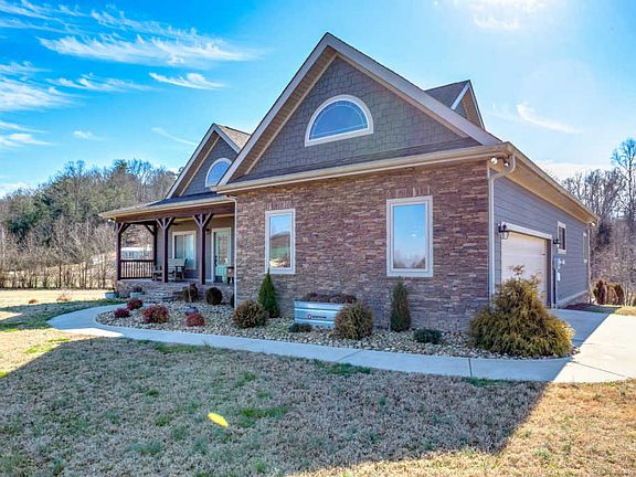 3rd image of 136 Upper Gallaher Ln
