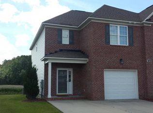 405 S Pointe Dr, Greenville, NC 28590