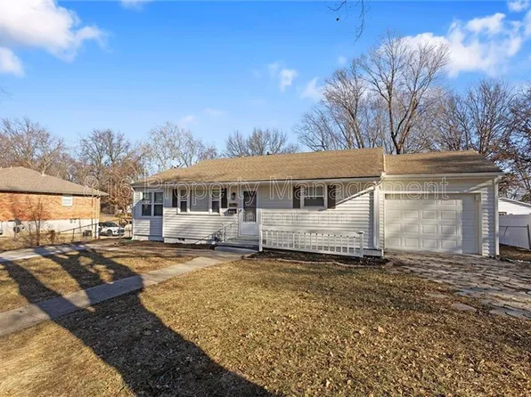 609 SE Florence Ave, Lees Summit, MO 64063