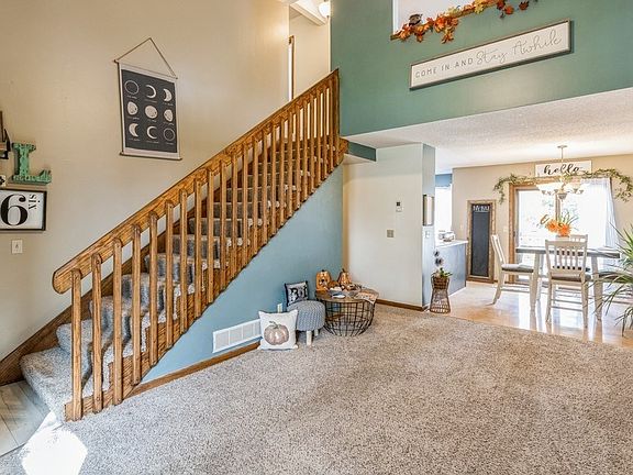 4th image of 5951 Village Cir