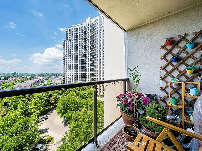 700 Humberwood Blvd #920 — Photo 37