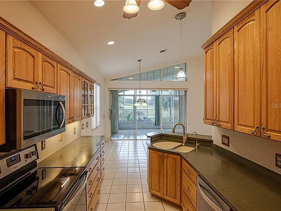 2nd image of 26114 Stillwater Cir