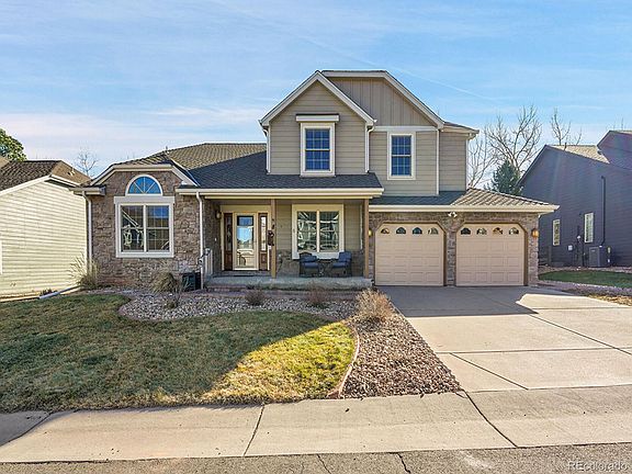 3rd image of 8 Summit Cedar Drive