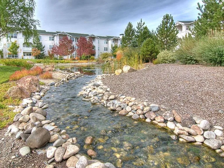 River Quarry Apartments — Photo 14